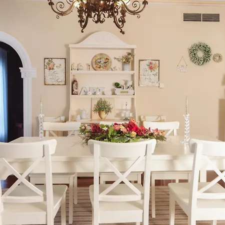 Villa Golden Tiara Ájoi Déka
